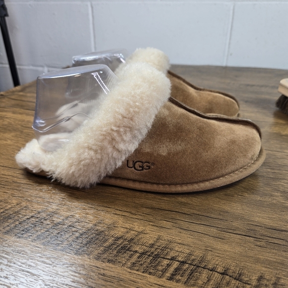 Ugg Scuffette II Suede Shearling Scuffs Slippers - Picture 9 of 9